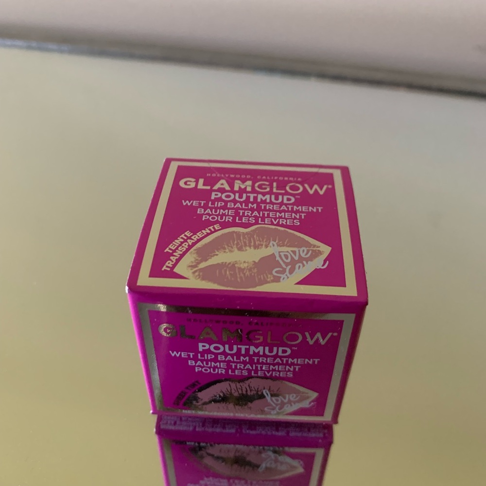 Glamglow Pout Mud Love Scene NIB UNOPENED/UNUSED